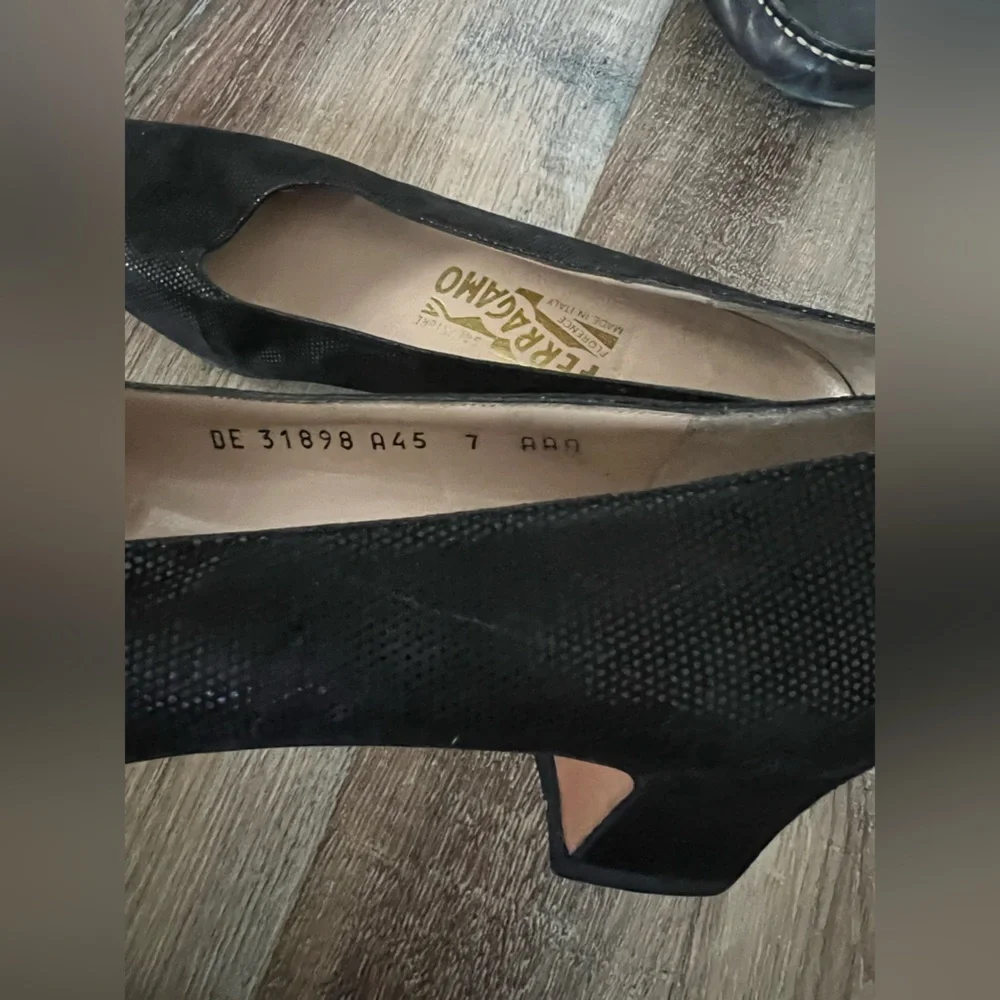 Ferragamo Vintage Women’s Shoes Bundle sizes 7-8 - Picture 11 of 13